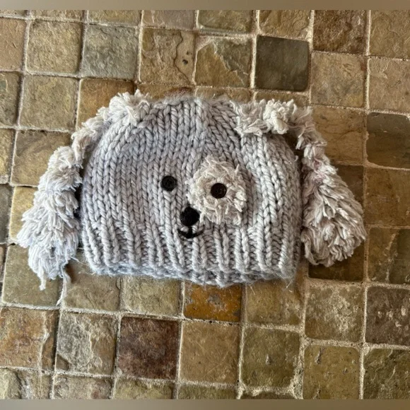 Hand made Gray Knitted baby hat - Picture 1 of 3